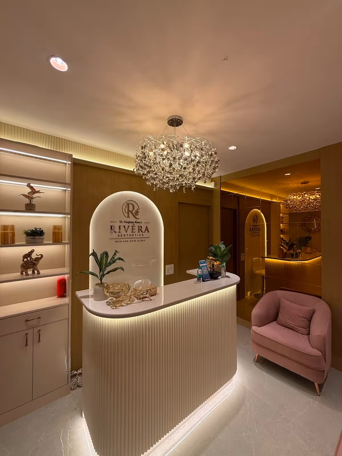 RIVÉRA Aesthetics reception and waiting lounge